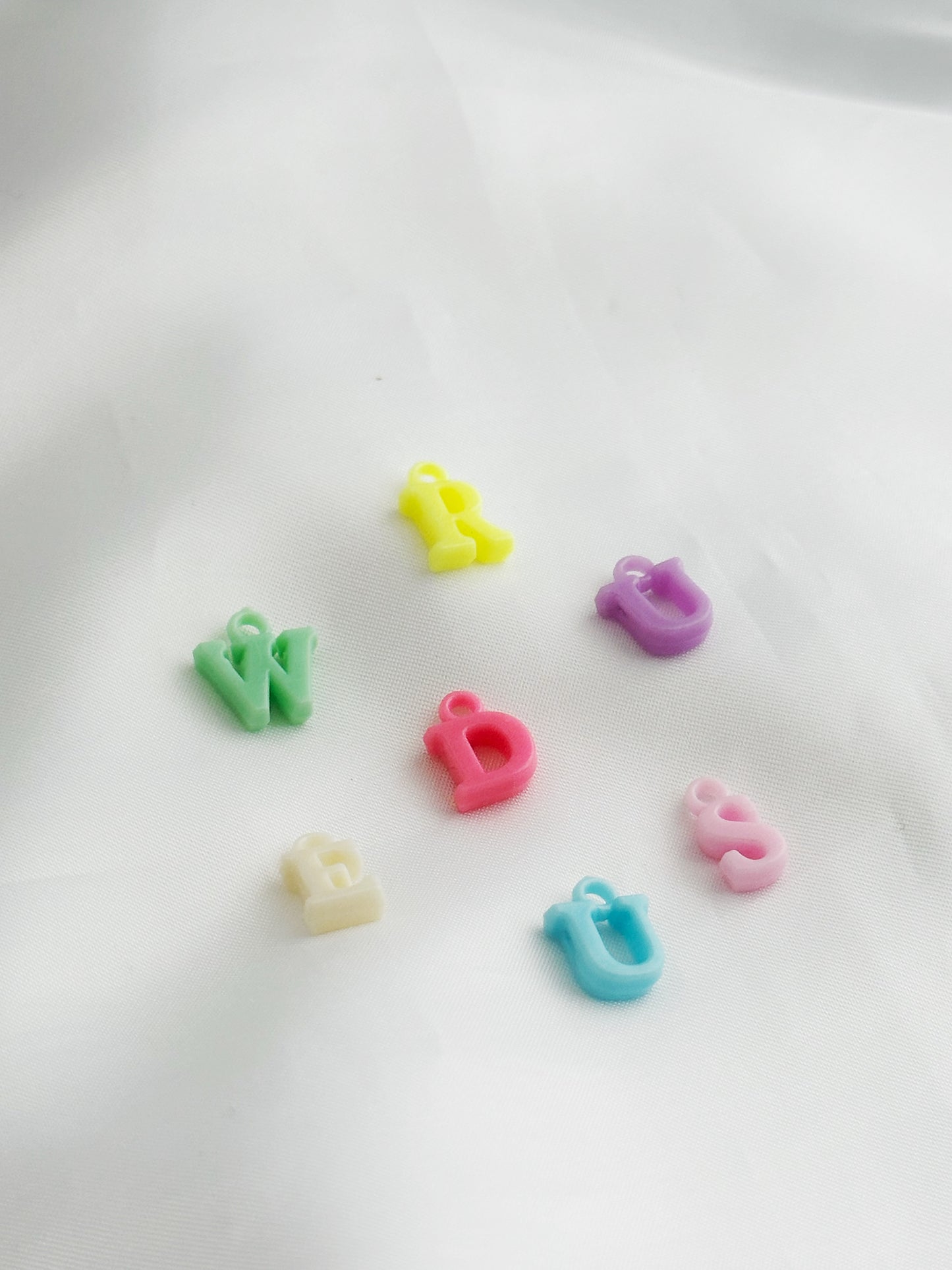 Tiny Love Letter – Personalisierte Buchstabenkette