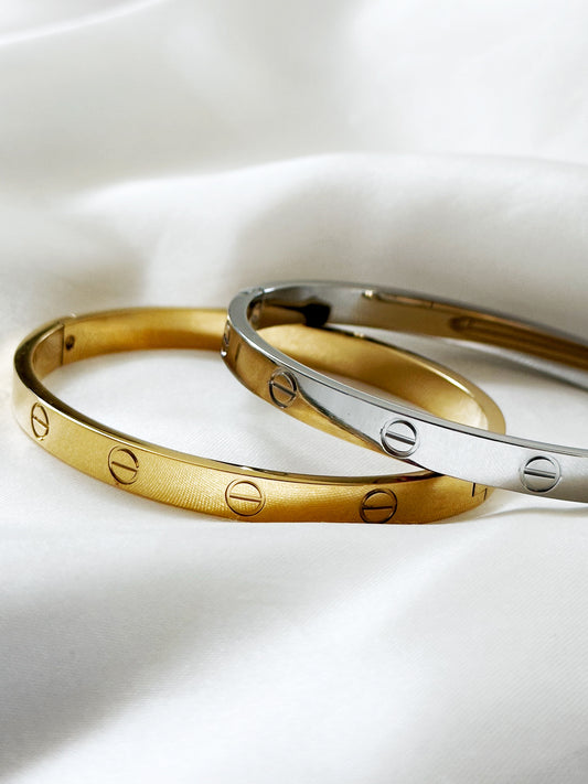 HJ Armreifen aus Edelstahl