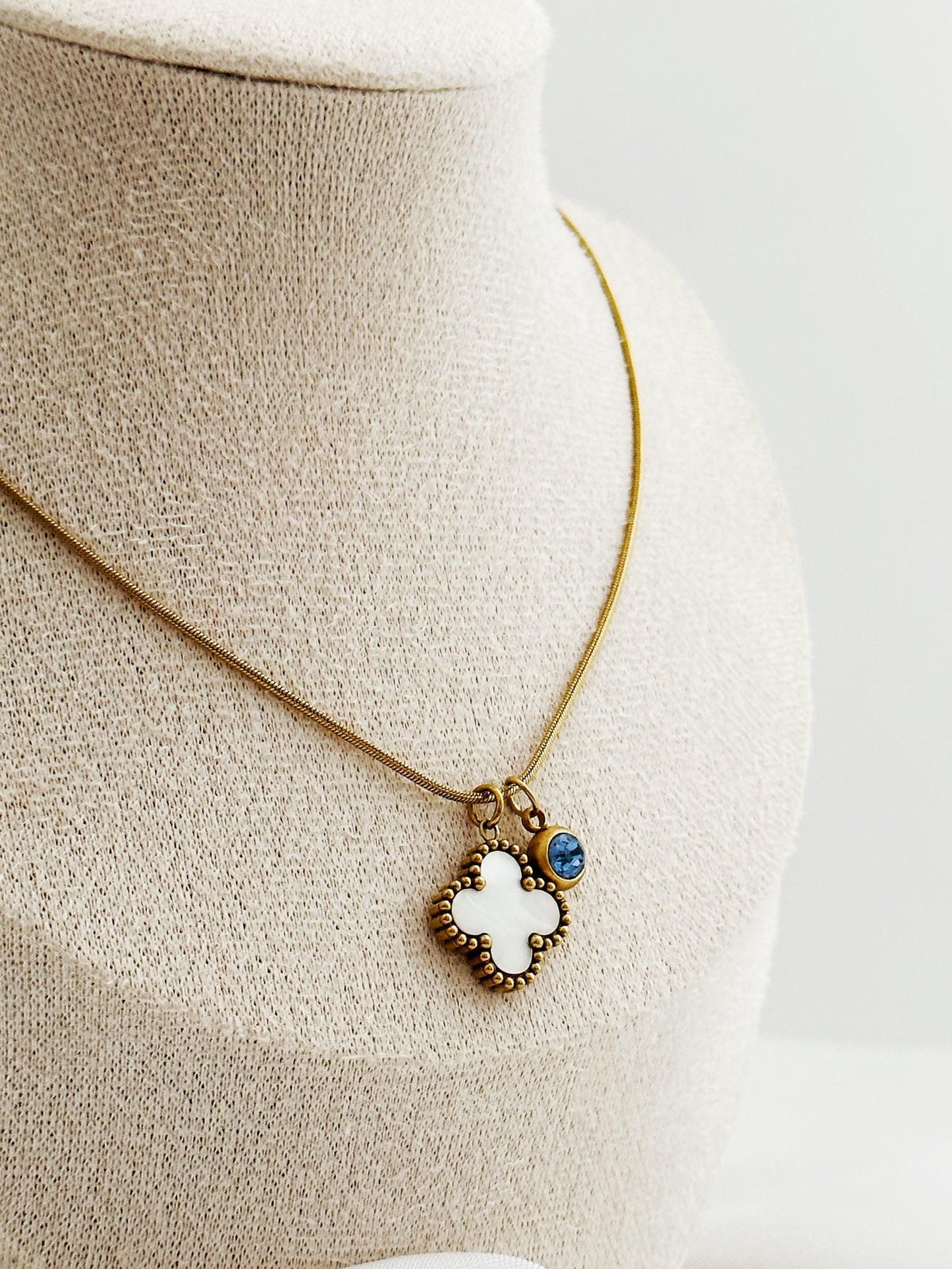 Edelstahl Kleeblatt Kette Blauer Stein Gold – Glückskette Wasserfest Damen