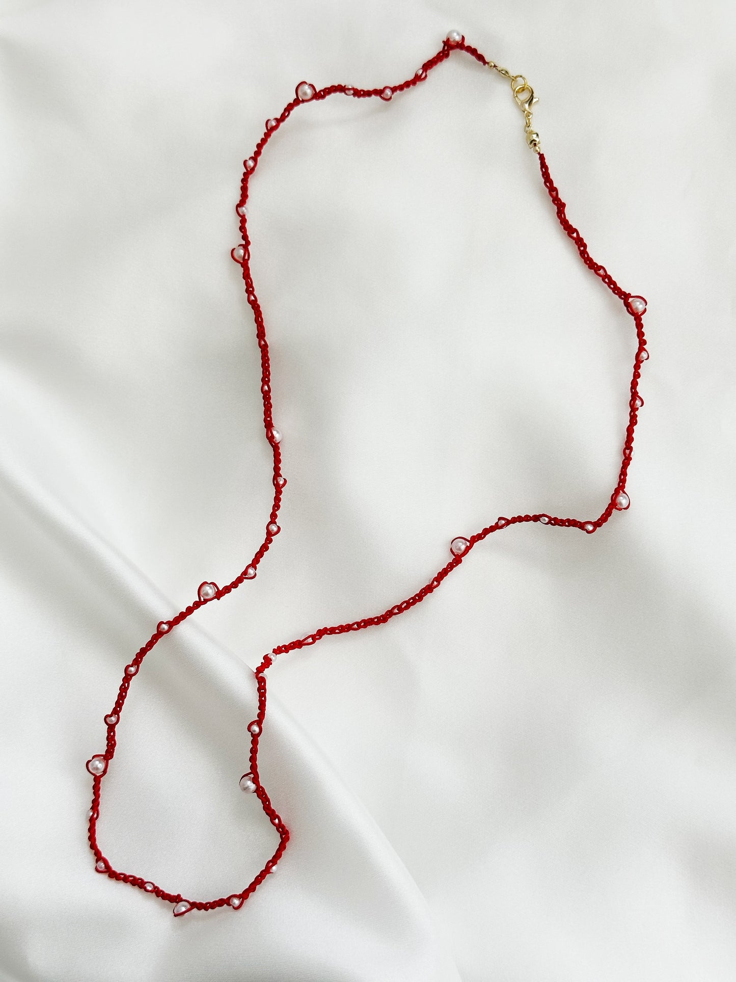 Boho Pearl Kette Makramee gehäkelt | Perlenkette rot beige handgemacht Choker