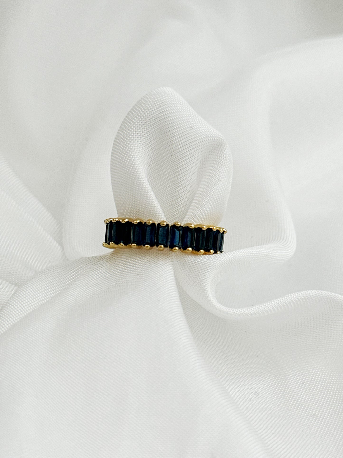 Coloré - Ring mit Kristallsteinen