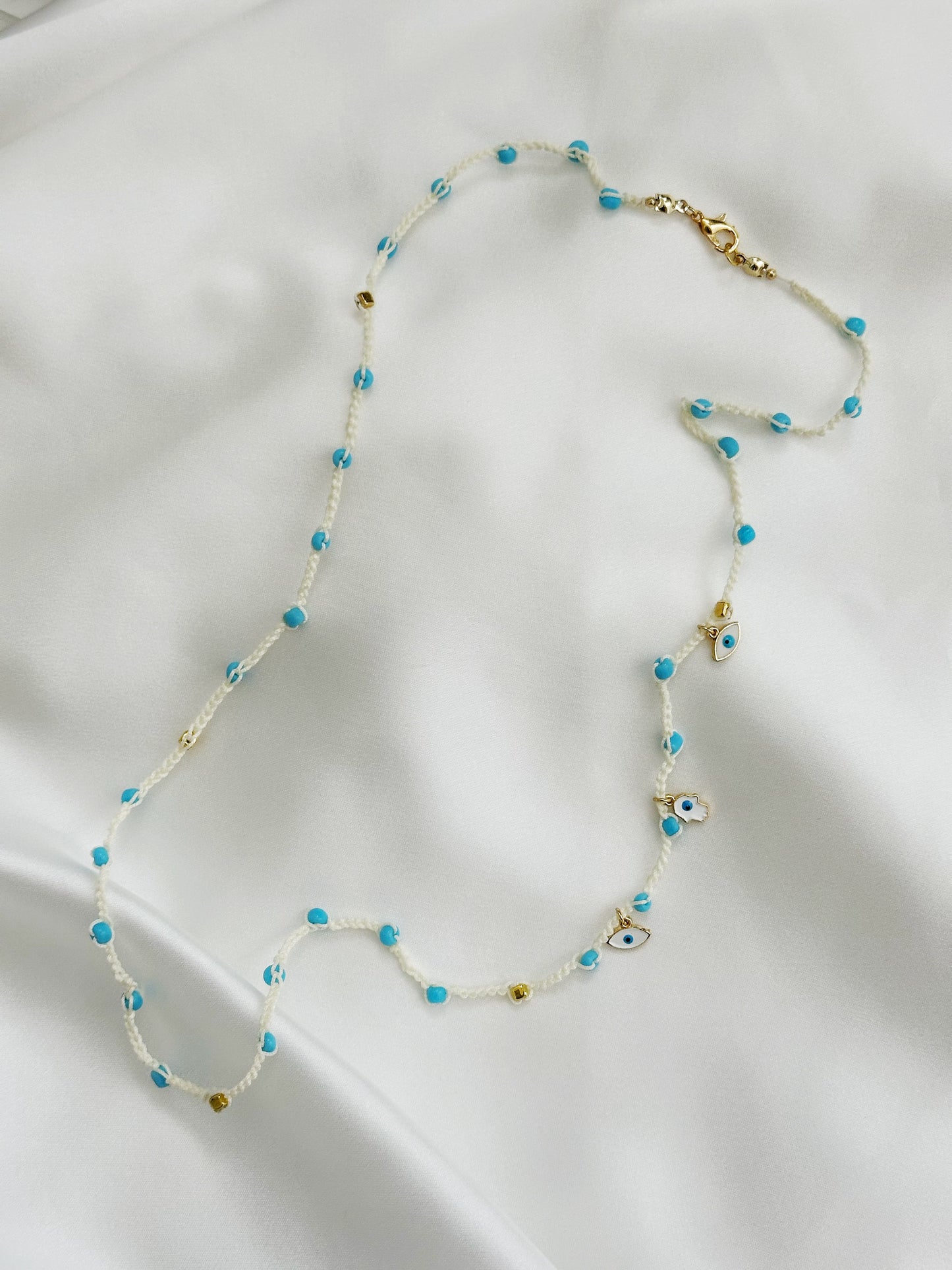Hamsa Choker Makramee gehäkelt | Boho Halskette Evil Eye blau weiß handgemacht