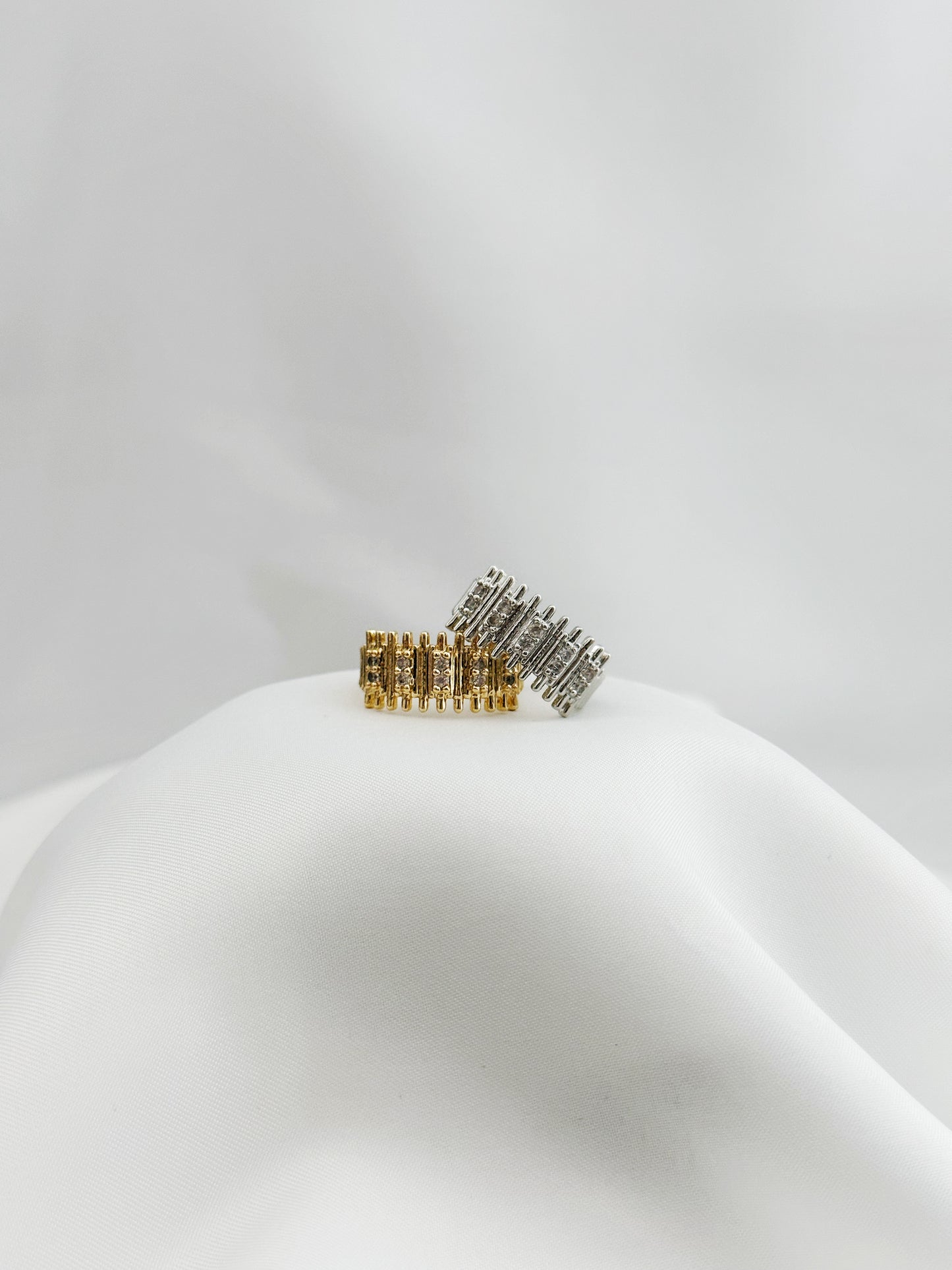 Zirkonia Bandring Gold Silber – Gitter Ring Funkelnde Kristalle Vergoldet