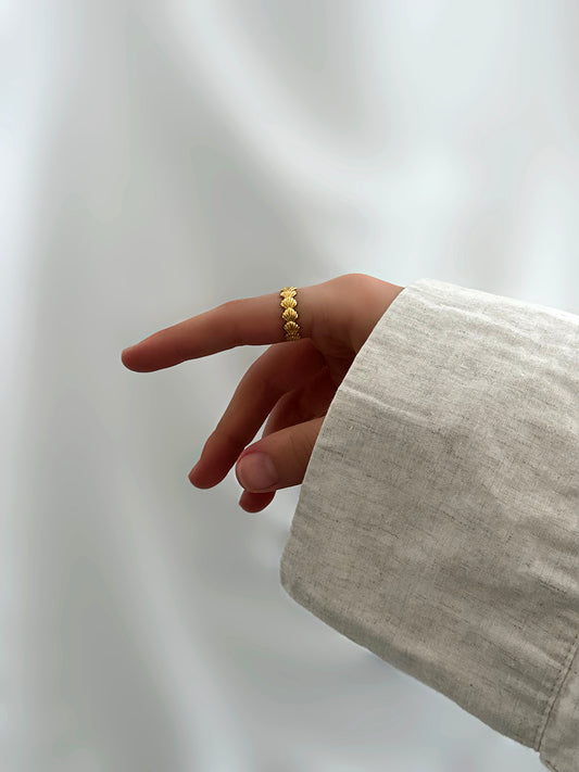 Golden Shell - Ring