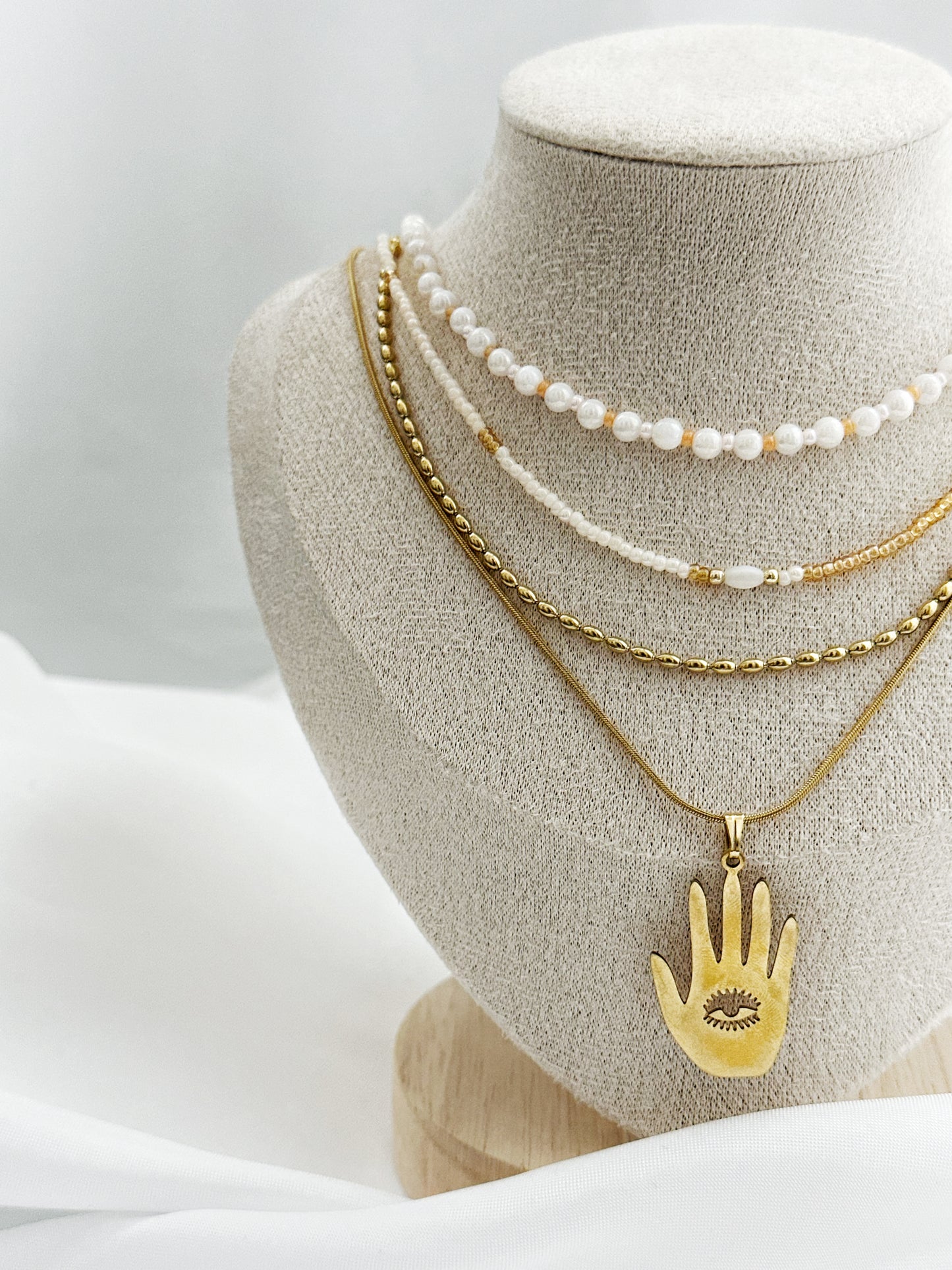 Sacred Light – Ketten Set mit Hamsa & Perlen | 4-teilig