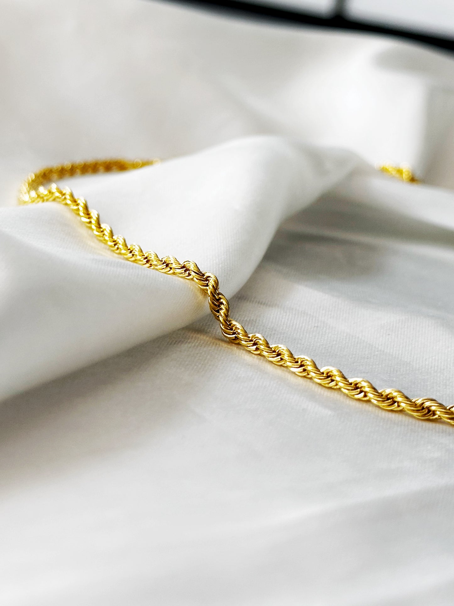 Goldene Helix Fusion Halskette
