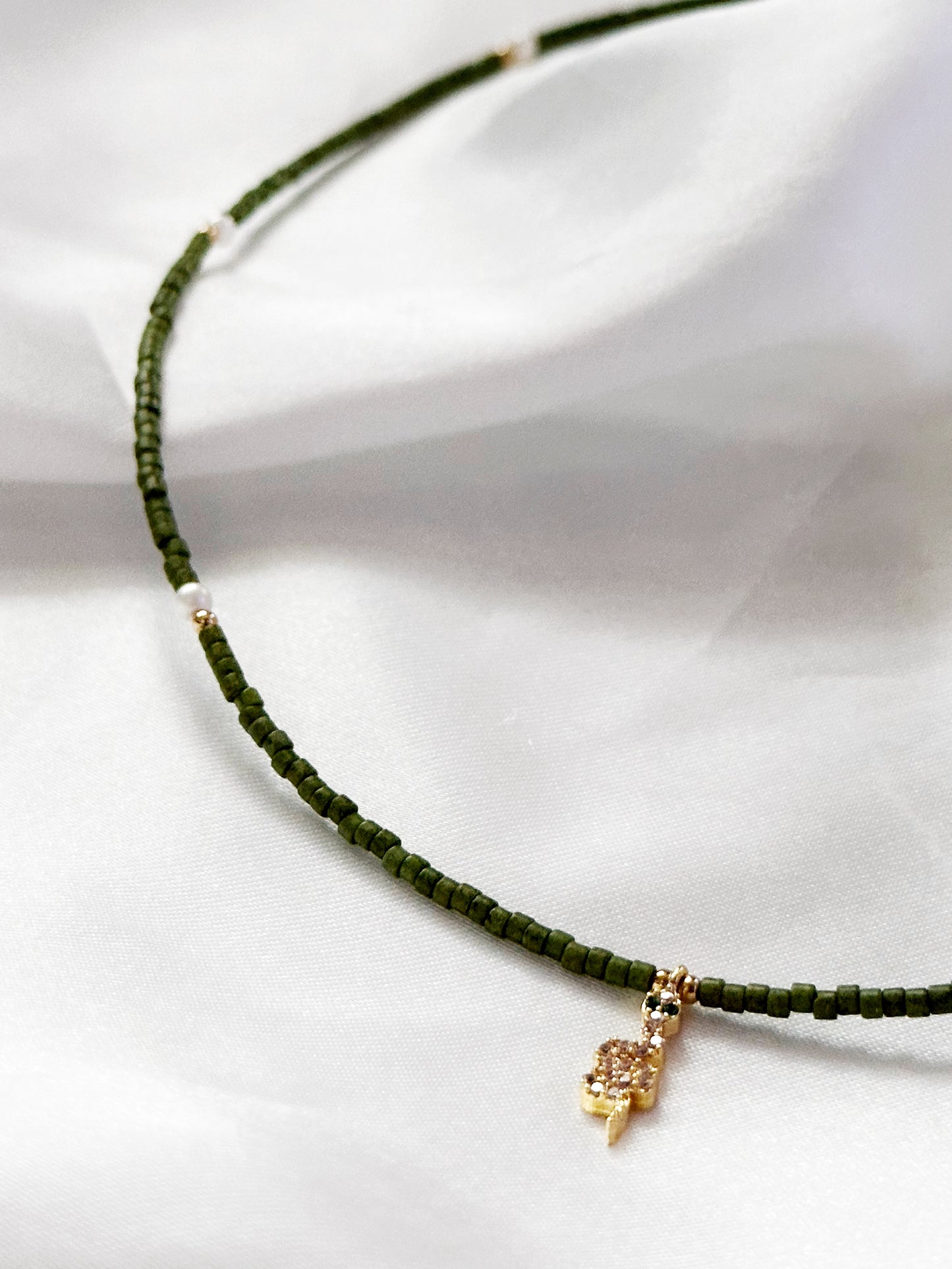 Sleek Serpent Kette