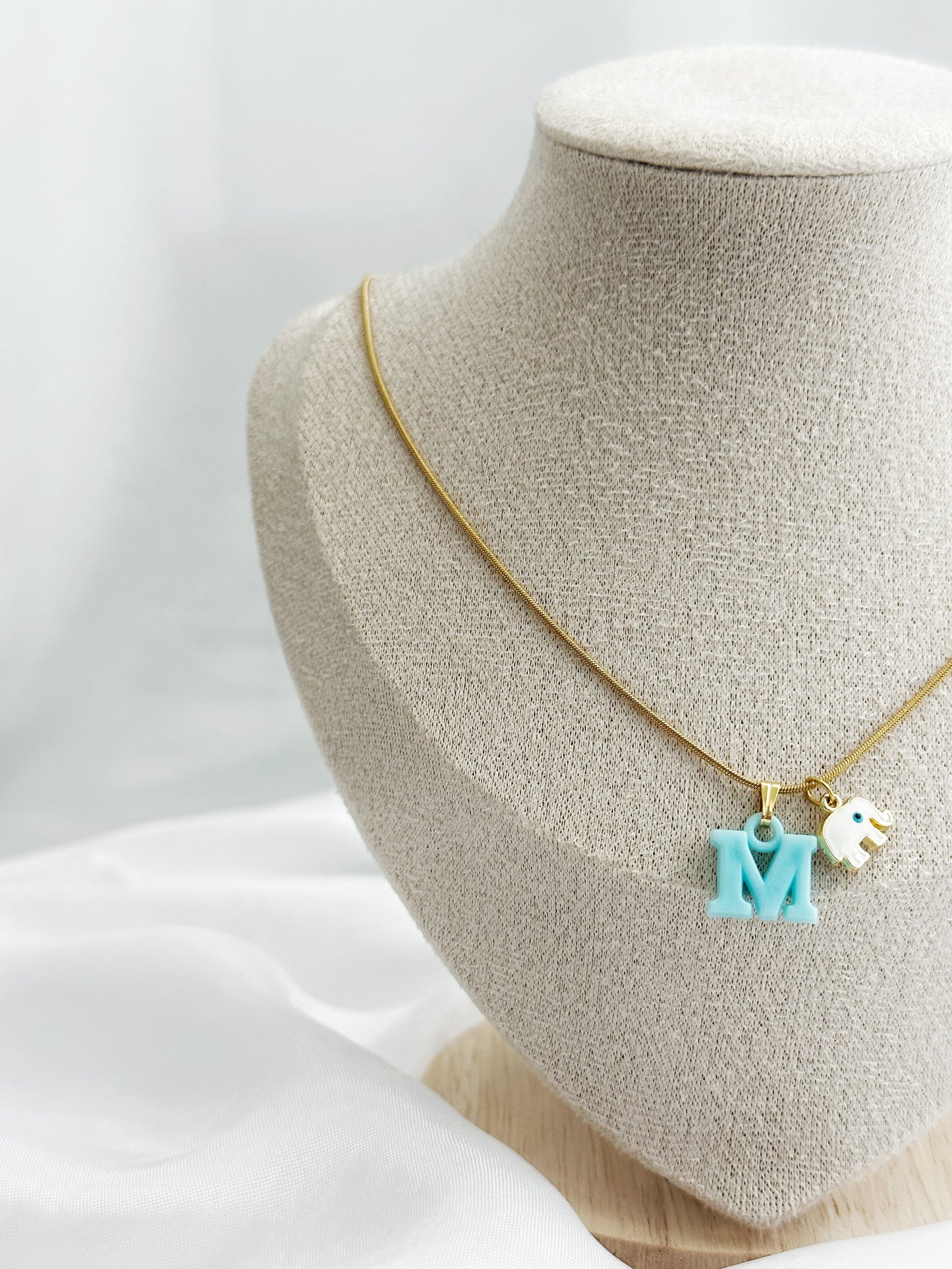 Tiny Love Letter – Personalisierte Buchstabenkette