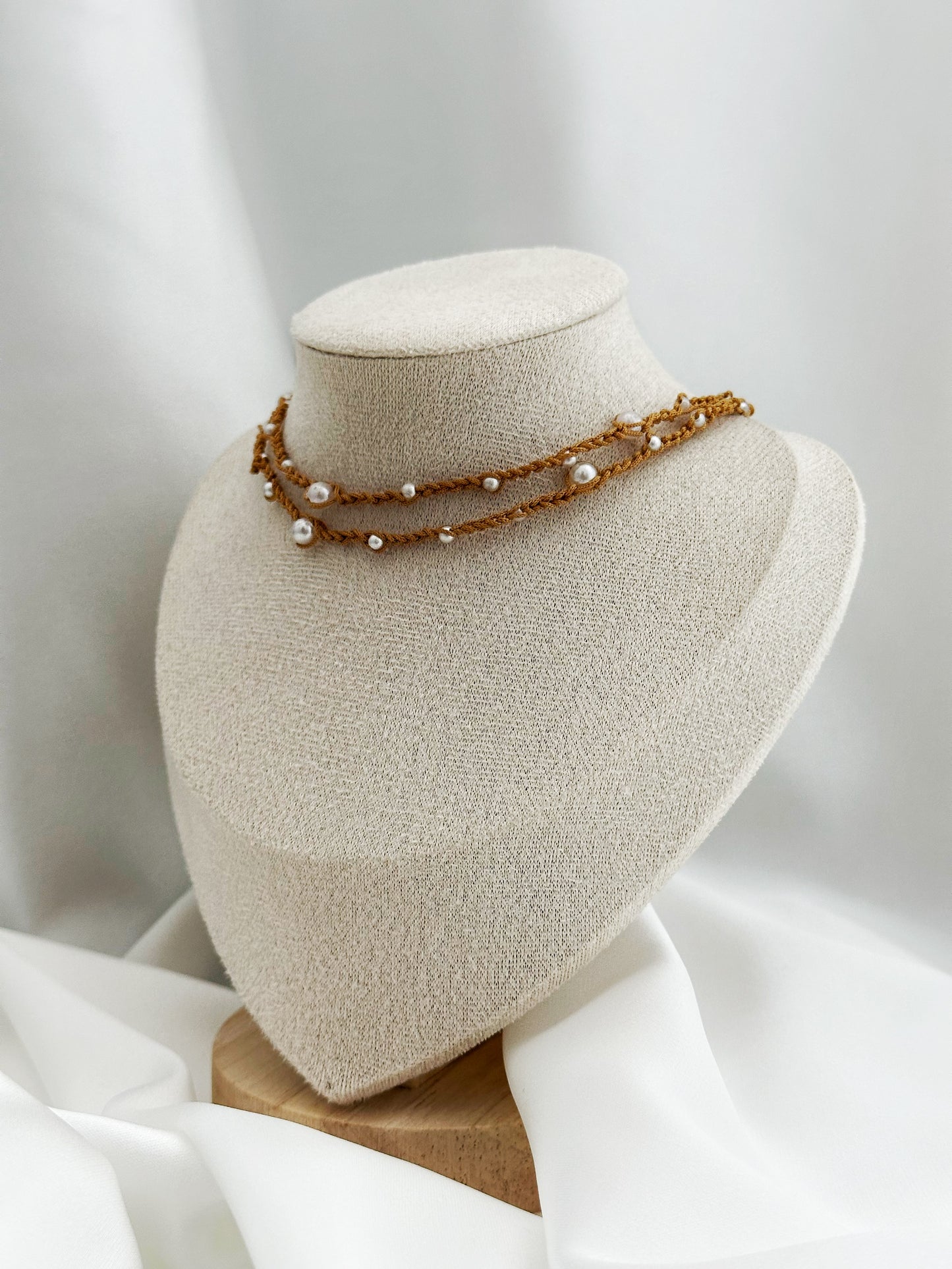 Boho Pearl Kette Makramee gehäkelt | Perlenkette rot beige handgemacht Choker