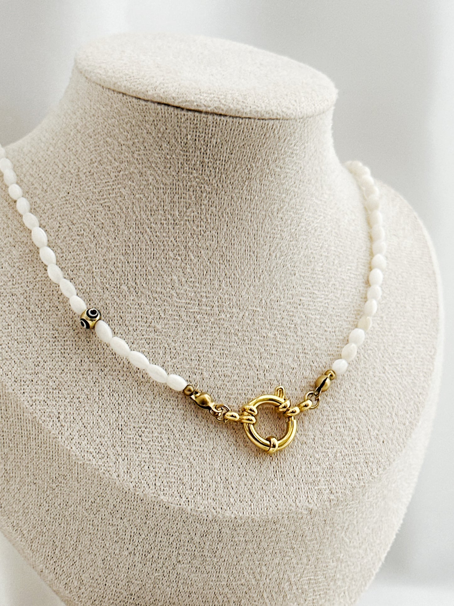 Pure Charm Perlmutt Kette Edelstahl Gold – Federring Verschluss Naturstein Halskette