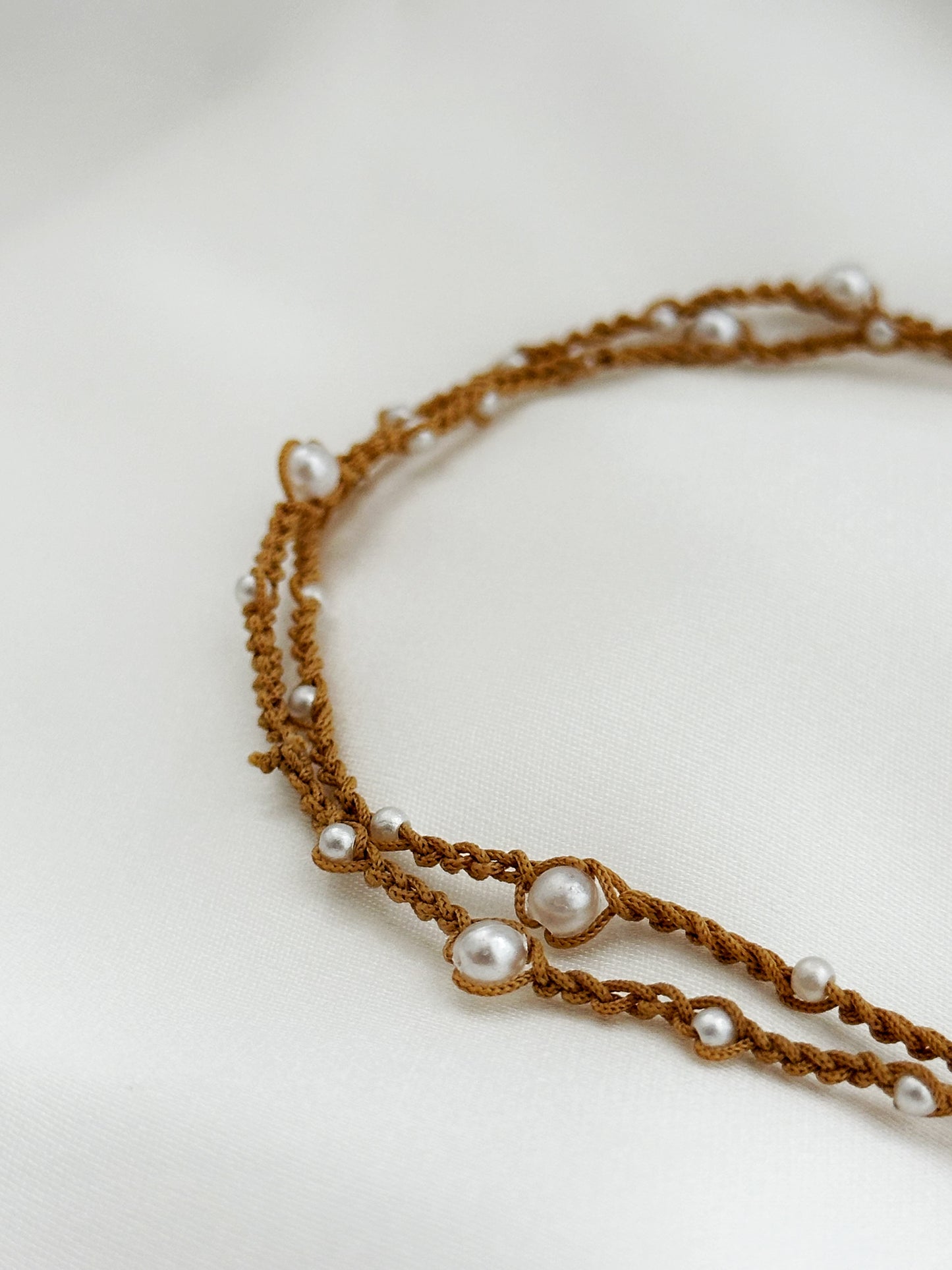 Boho Pearl Kette Makramee gehäkelt | Perlenkette rot beige handgemacht Choker