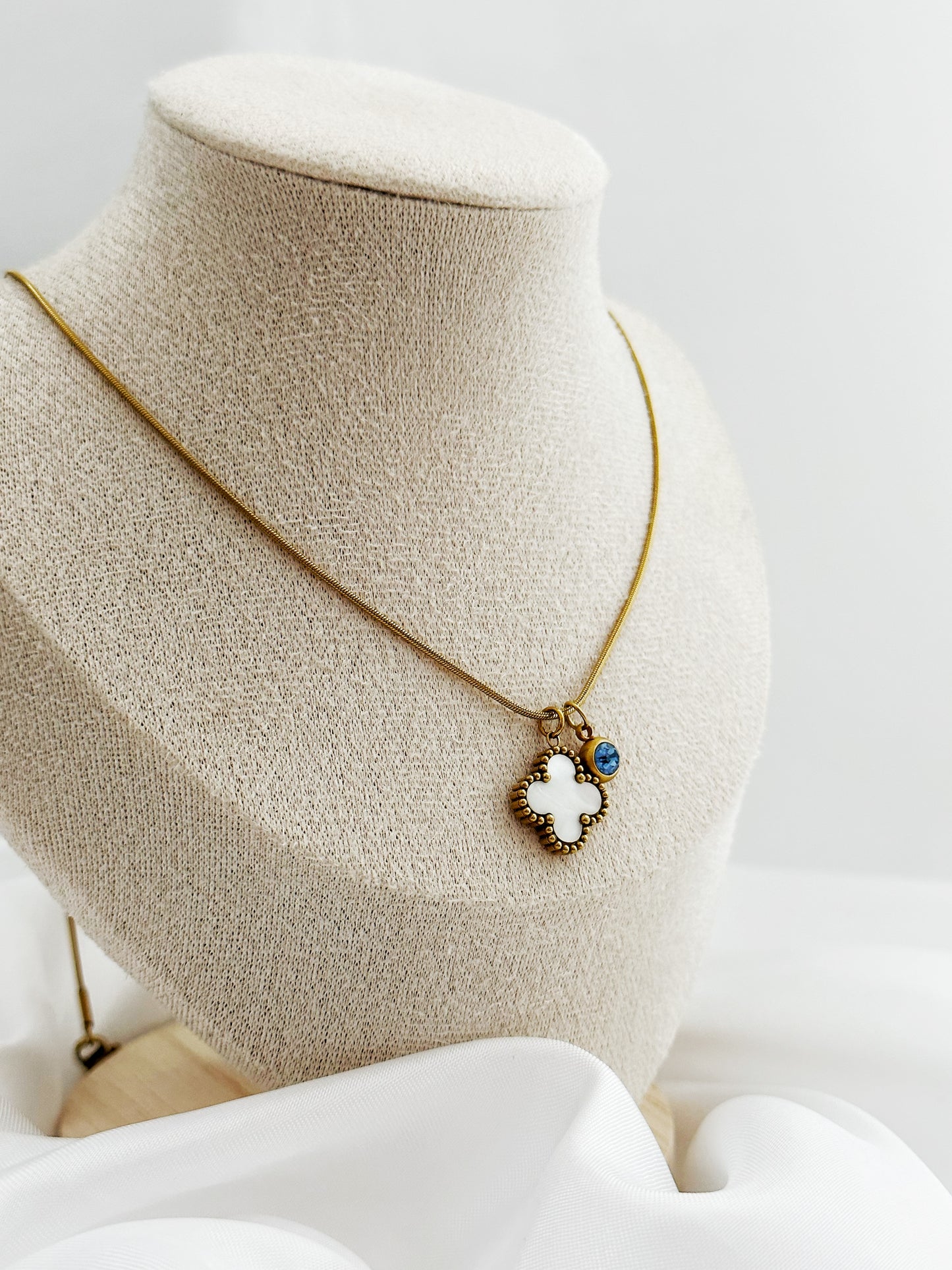Edelstahl Kleeblatt Kette Blauer Stein Gold – Glückskette Wasserfest Damen