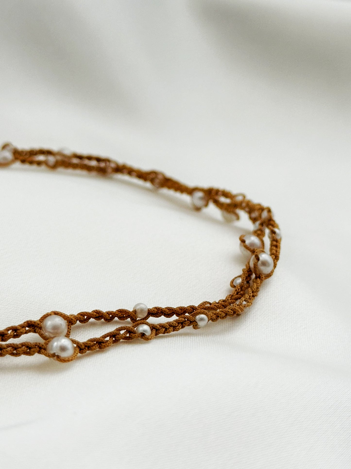 Boho Pearl Kette Makramee gehäkelt | Perlenkette rot beige handgemacht Choker