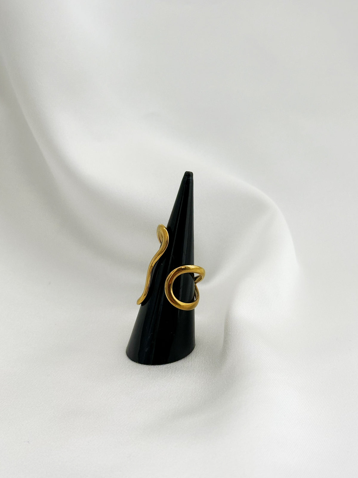 Goldener Statement Ring aus Edelstahl – verstellbarer offener Ring