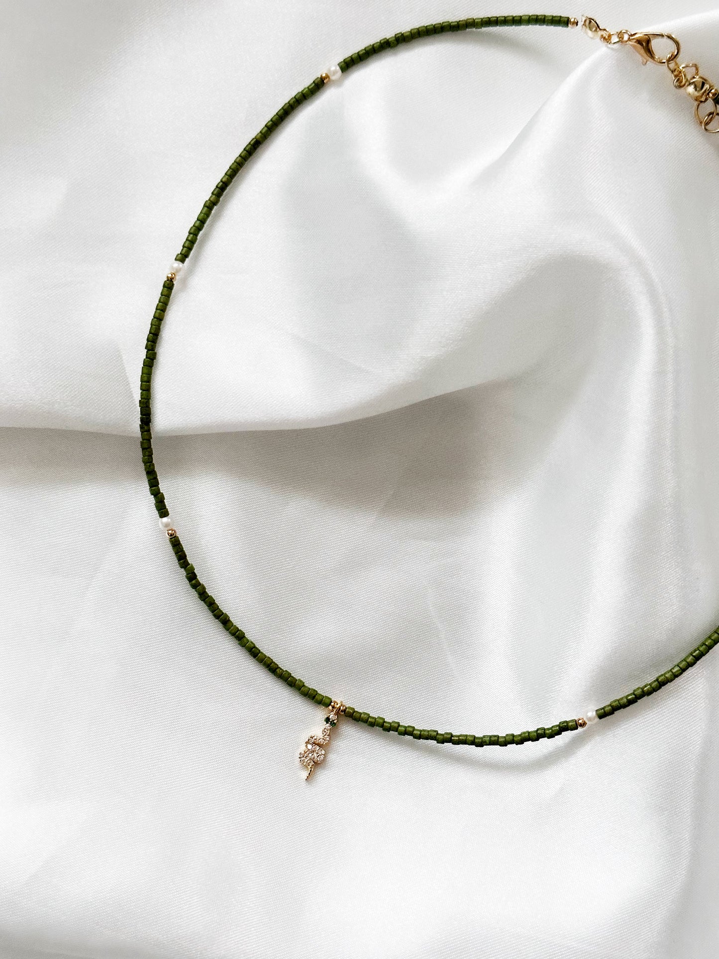Sleek Serpent Kette