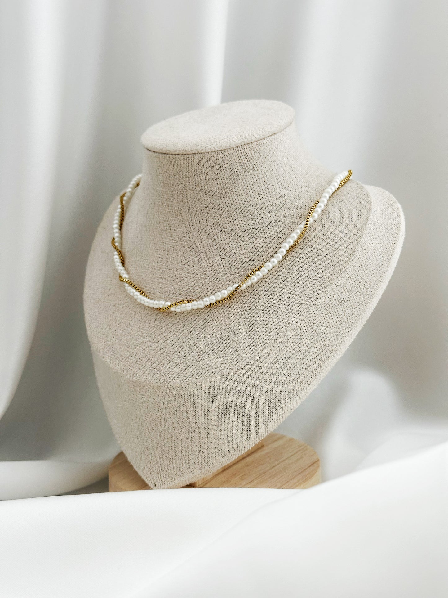 Twisted Pearl Kette Edelstahl Gold | Perlen Edelstahlkette Wasserfest Nickelfrei