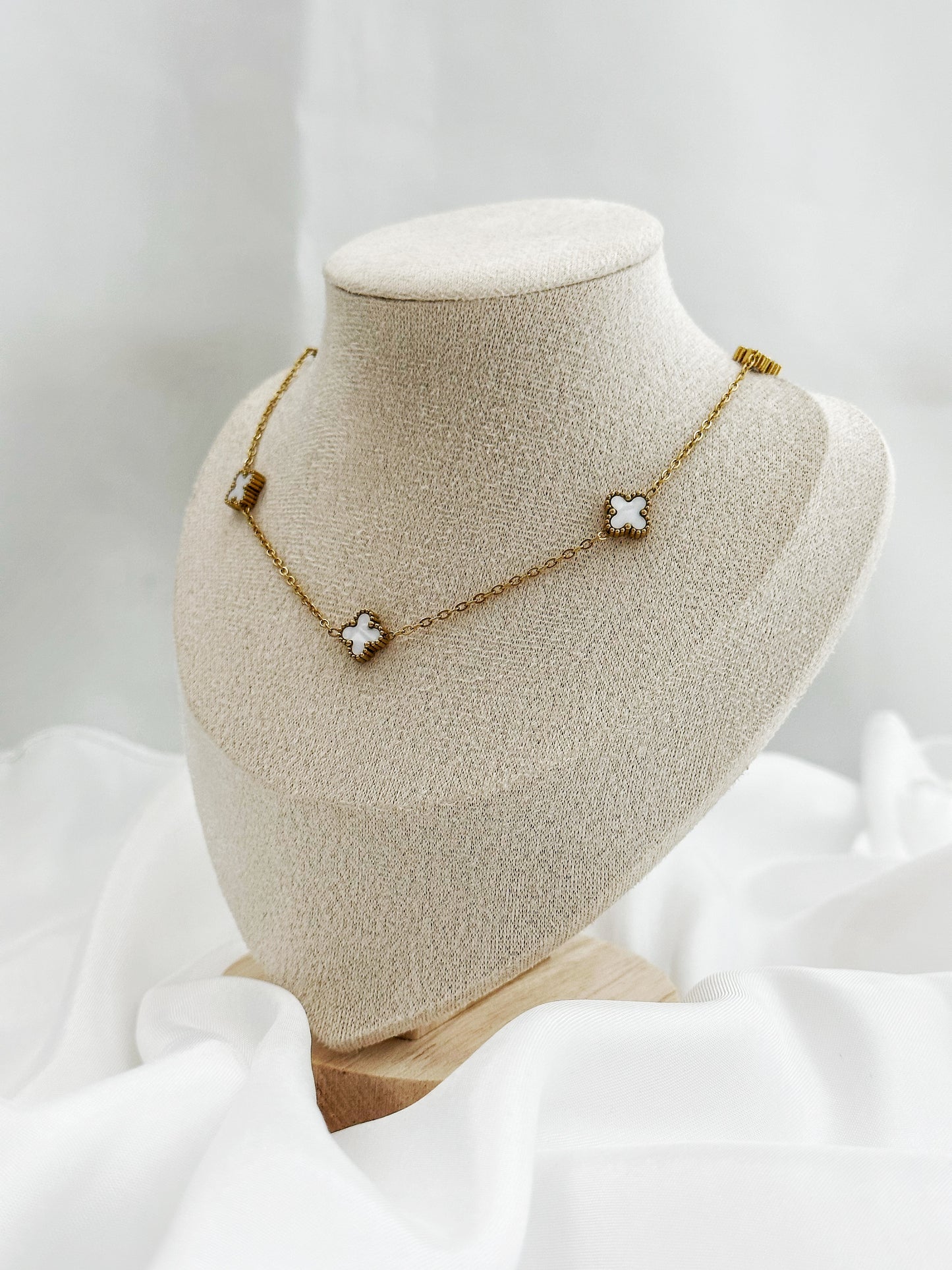 Clovera – Halskette aus Edelstahl