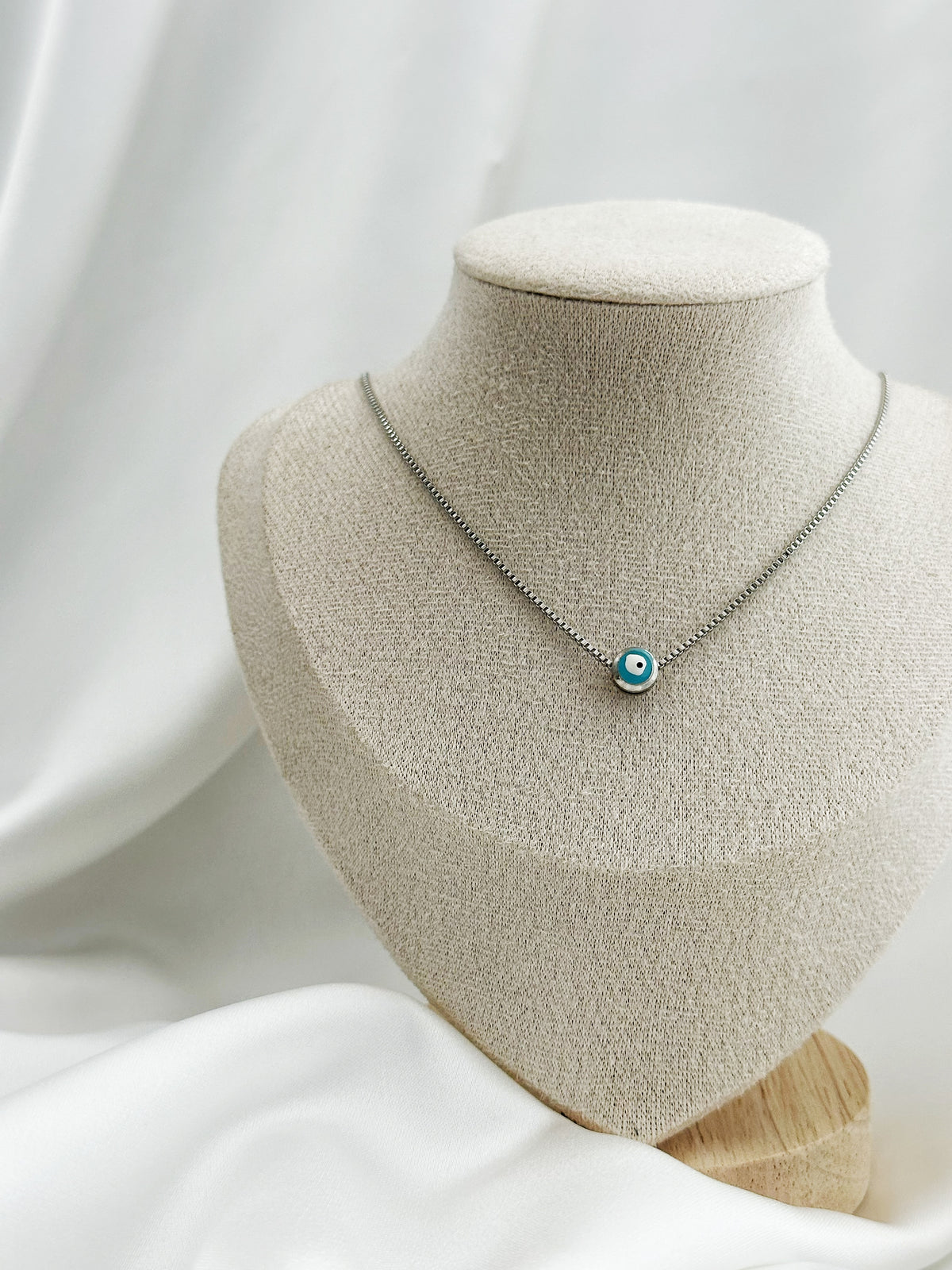 Silberne Nazar-Kette aus Edelstahl – minimalistische Evil Eye Halskette