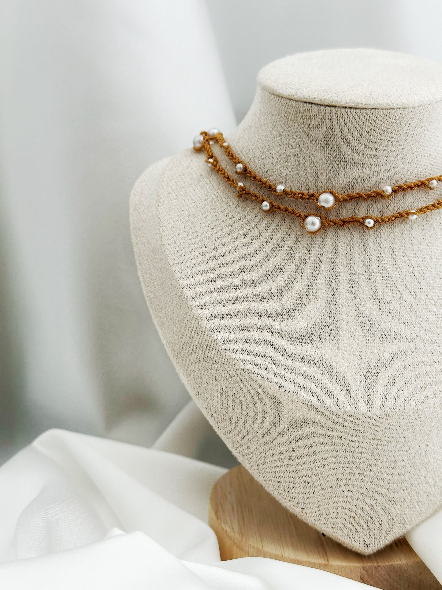 Boho Pearl Kette Makramee gehäkelt | Perlenkette rot beige handgemacht Choker