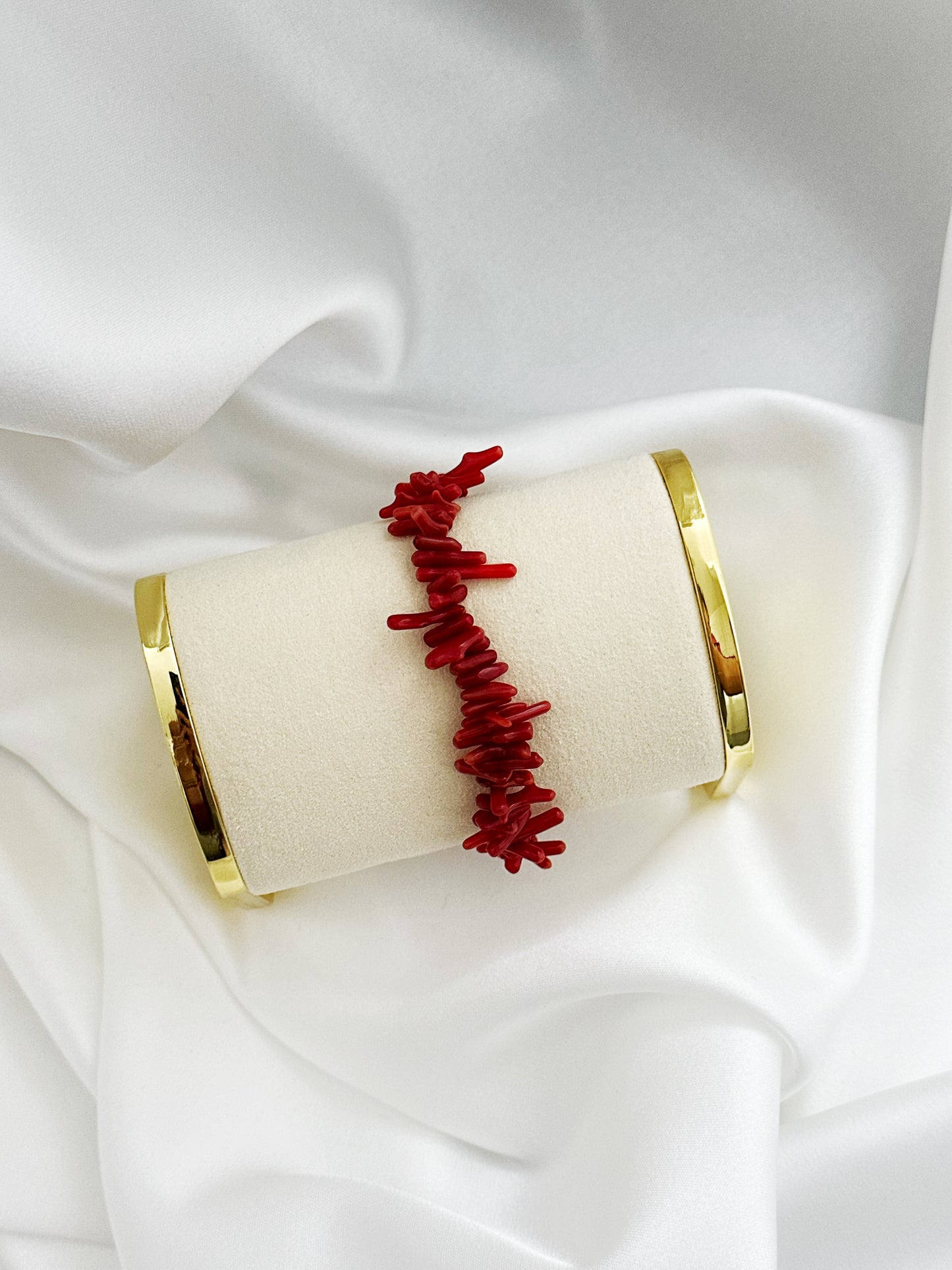 Rosso Mare Korallen Armband Edelstahl Personalisiert – Buchstabe Wählbar Rot Gold