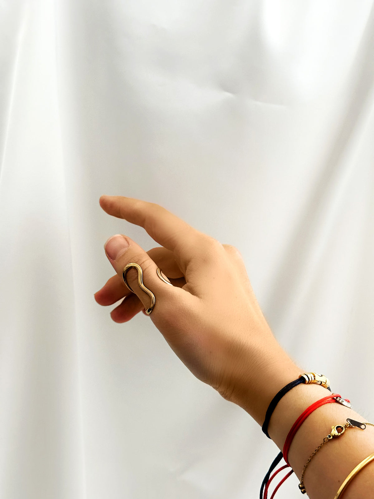 Goldener Statement Ring aus Edelstahl – verstellbarer offener Ring