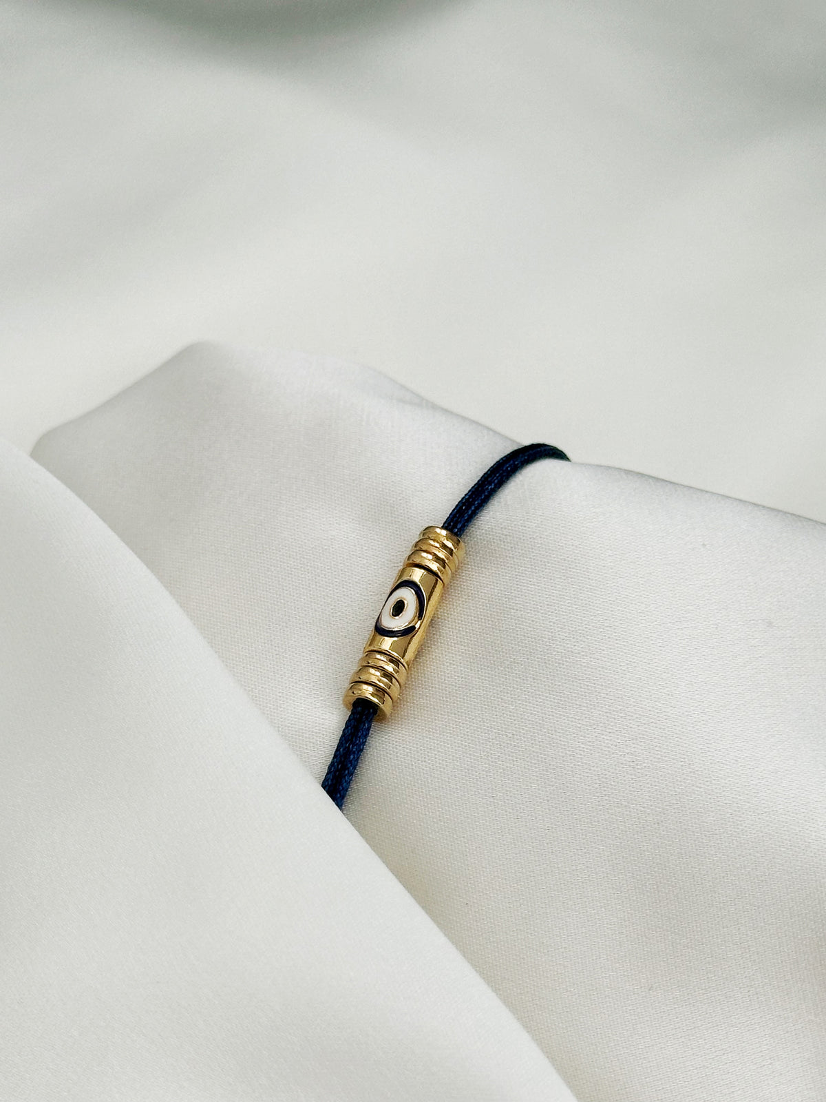 Navy Nazar-Armband mit goldenem Auge – verstellbares Evil Eye Armband