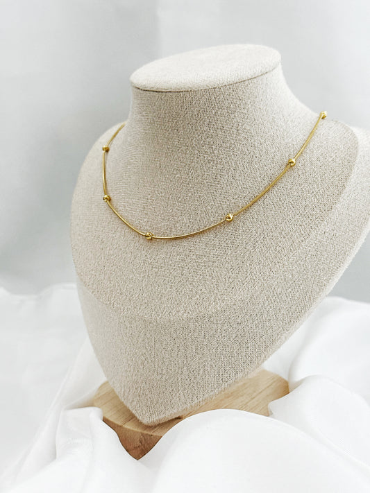 Golden Dots – Edelstahl Halskette