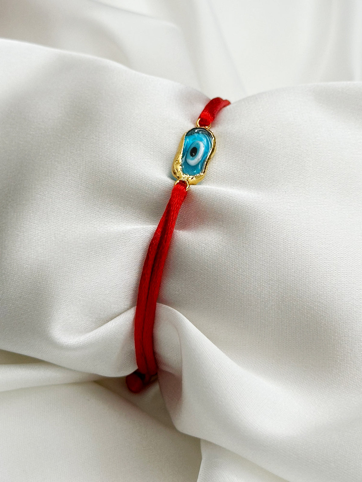Rotes Nazar-Armband mit türkisem Auge – verstellbares Evil Eye Armband