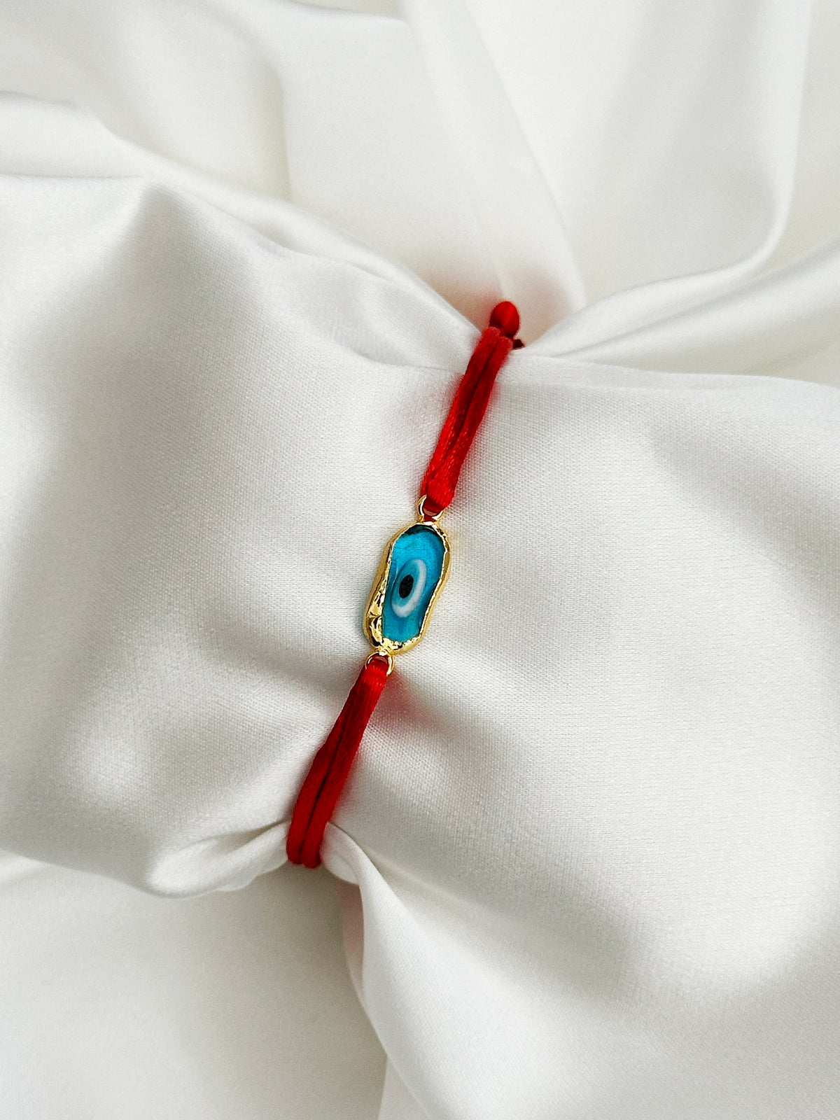 Rotes Nazar-Armband mit türkisem Auge – verstellbares Evil Eye Armband