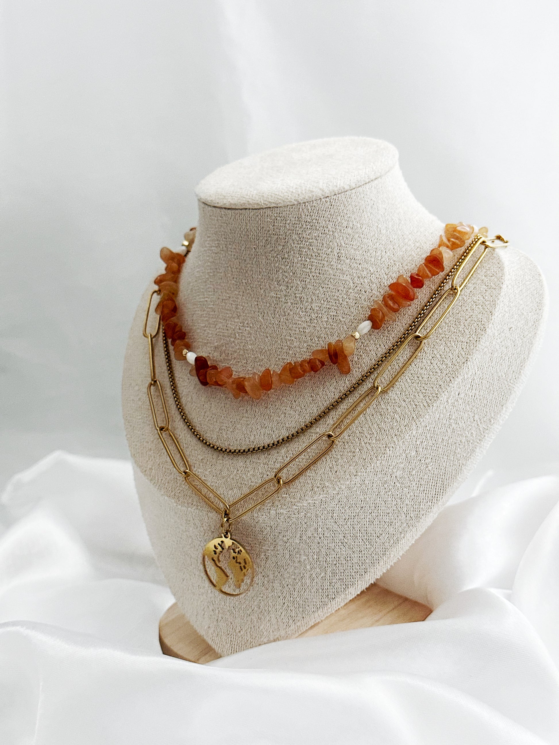 Vergoldetes 3-teiliges Layering-Kettenset Amber Earth mit verschiedenen Längen