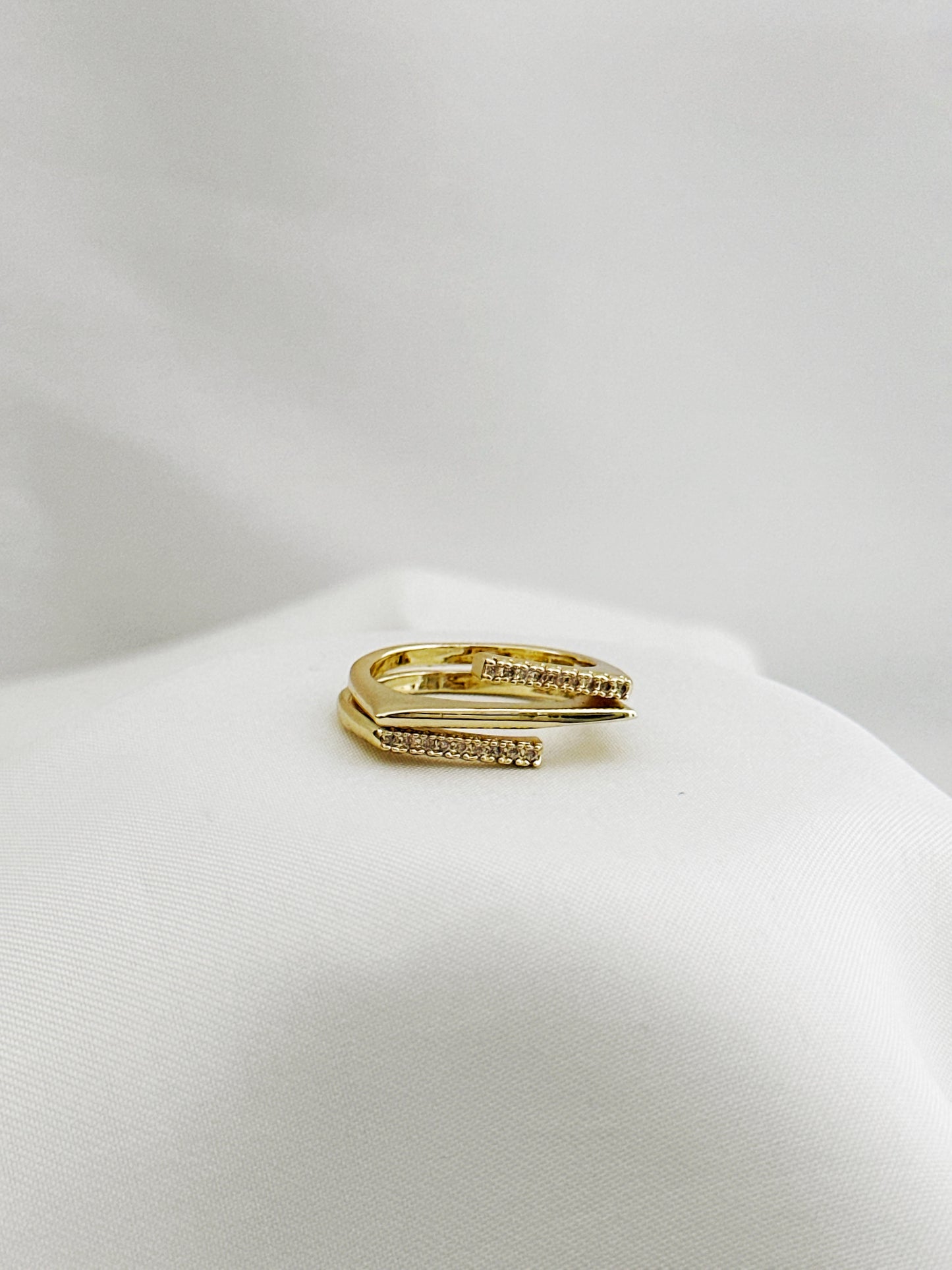 Bypass Ring Zirkonia Vergoldet – Wickelring funkelnde Kristalle Gold Damen