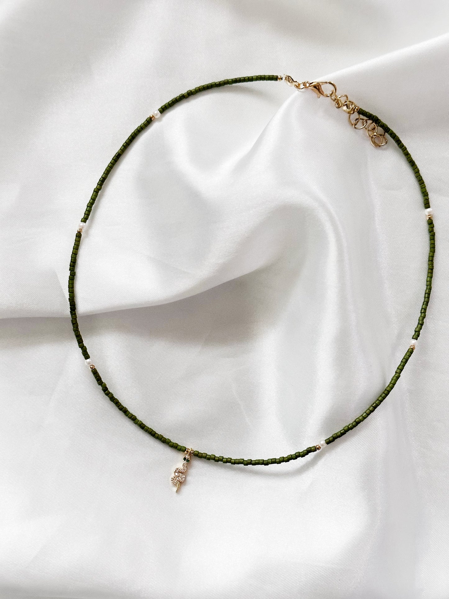 Sleek Serpent Kette