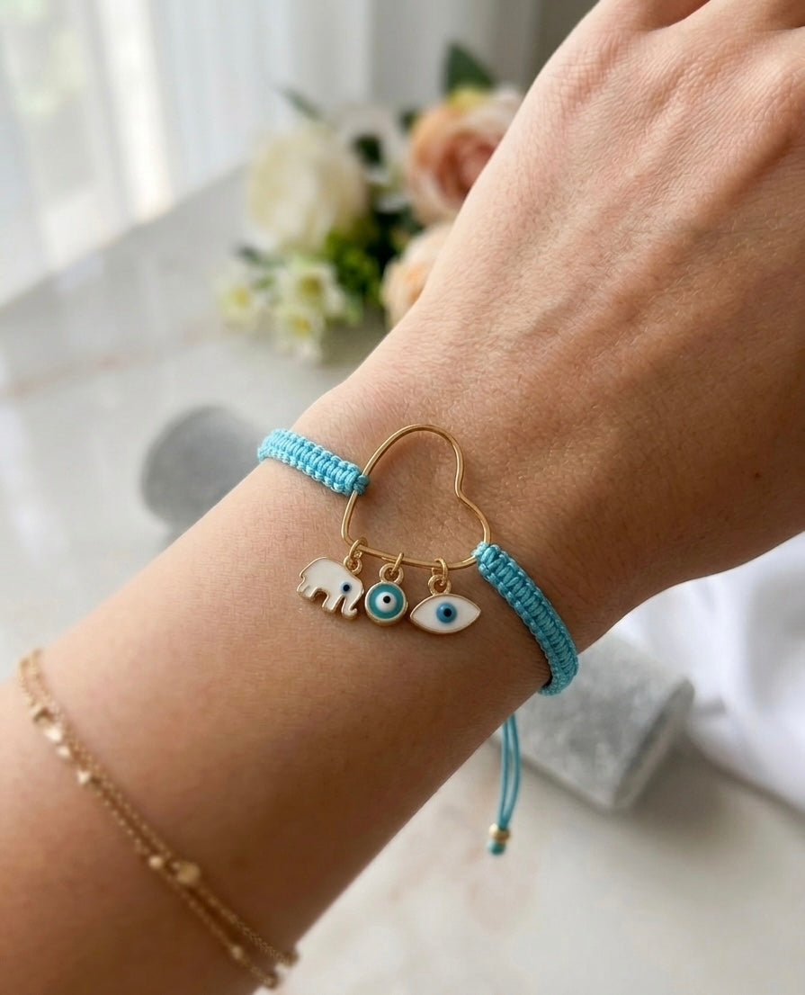 Blue Heart Charm – Makramee Armband Herz Evil Eye Elefant – Charm Armband Hellblau Gold