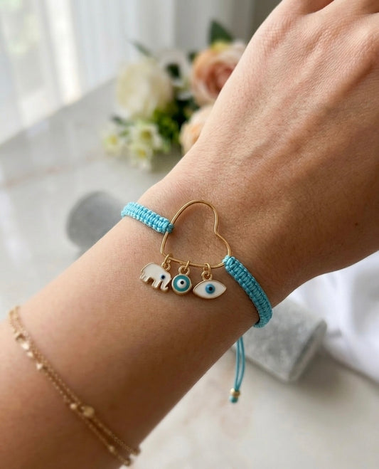 Blue Heart Charm – Makramee Armband Herz Evil Eye Elefant – Charm Armband Hellblau Gold